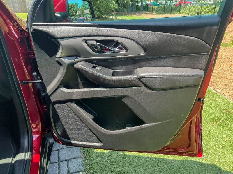 2023 Chevrolet Traverse LT Cloth Wilmington NC