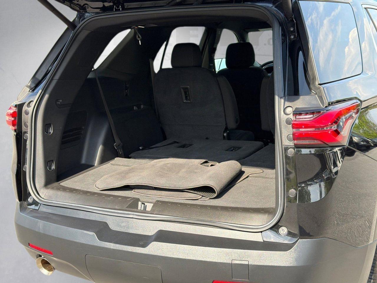 2023 Chevrolet Traverse LT Cloth Hagerstown MD