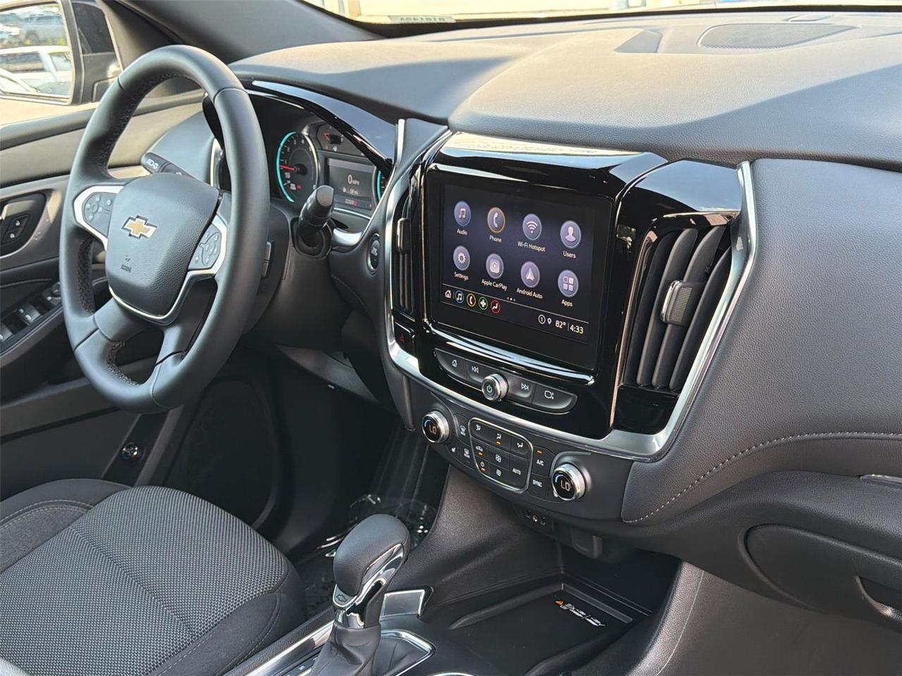2023 Chevrolet Traverse LT Cloth Hagerstown MD