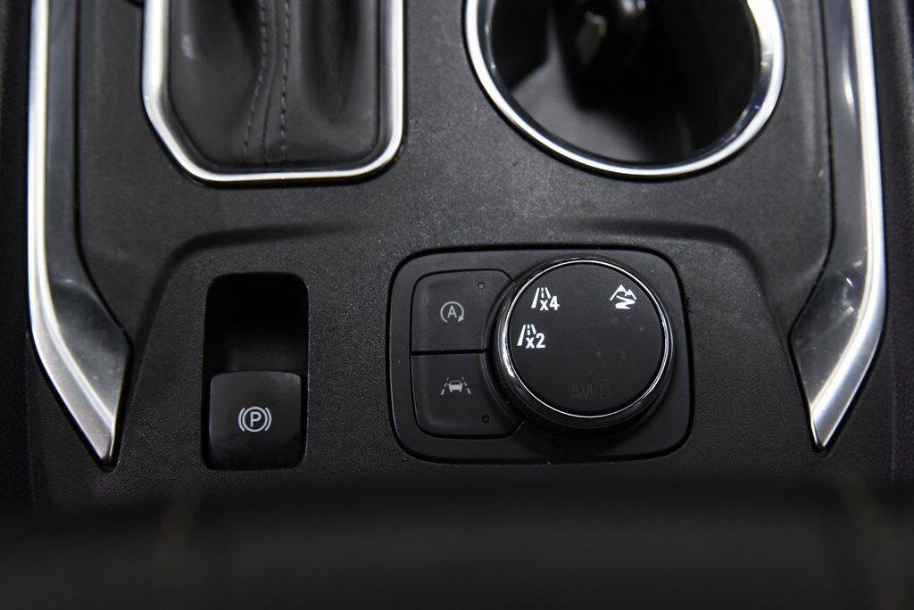 2023 Chevrolet Traverse LT Leather Akron