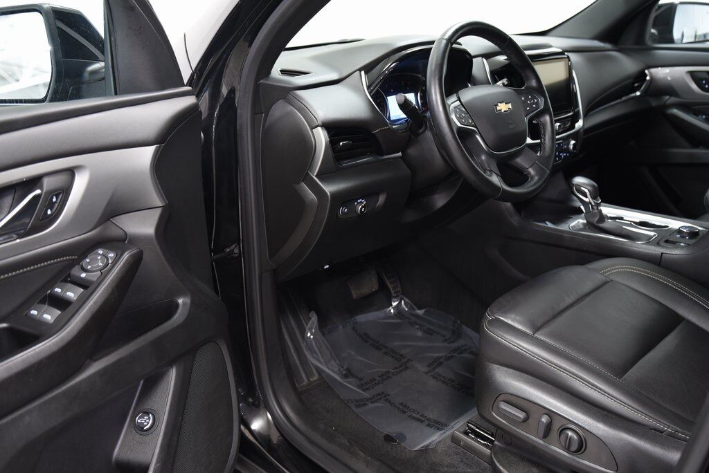 2023 Chevrolet Traverse LT Leather Akron