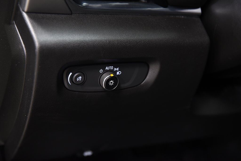 2023 Chevrolet Traverse LT Leather Akron