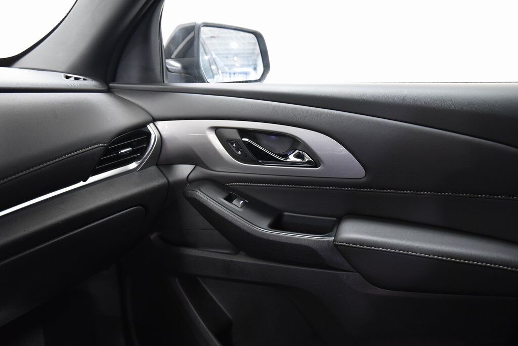 2023 Chevrolet Traverse LT Leather Akron