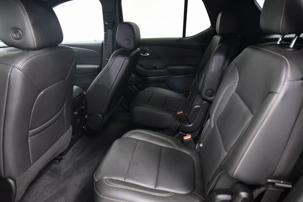 2023 Chevrolet Traverse LT Leather Akron