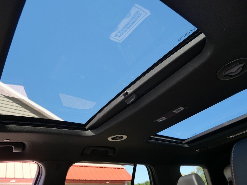 2023 Chevrolet Traverse photo 46