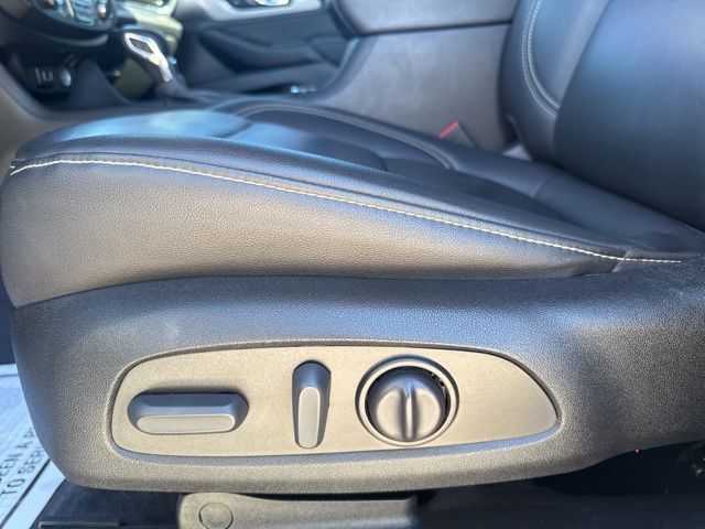 2023 Chevrolet Traverse LT Leather Watertown SD