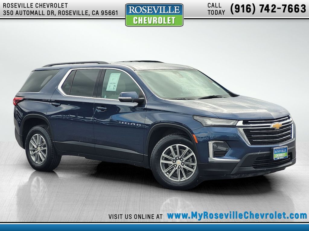 2023 Chevrolet Traverse LT