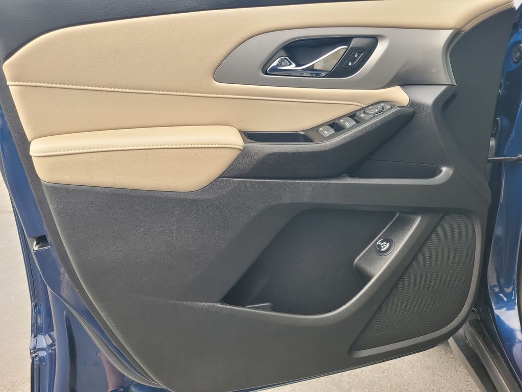 2023 Chevrolet Traverse LT Roseville CA
