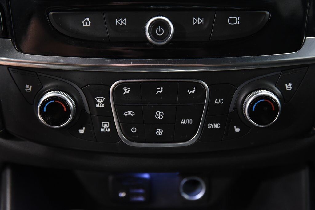 2023 Chevrolet Traverse Premier Akron