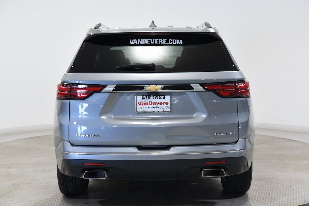 2023 Chevrolet Traverse Premier Akron