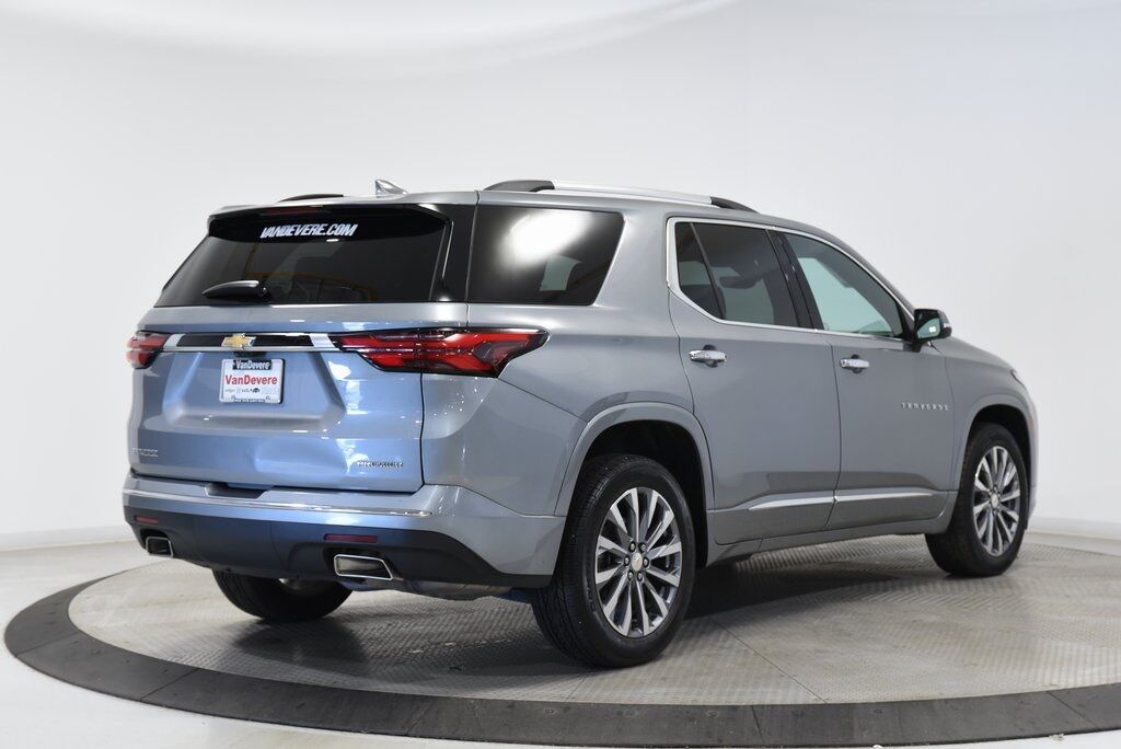 2023 Chevrolet Traverse Premier Akron