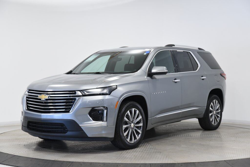 2023 Chevrolet Traverse Premier Akron