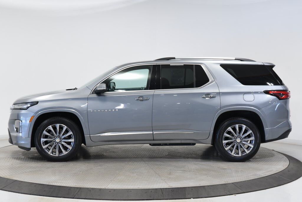2023 Chevrolet Traverse Premier Akron