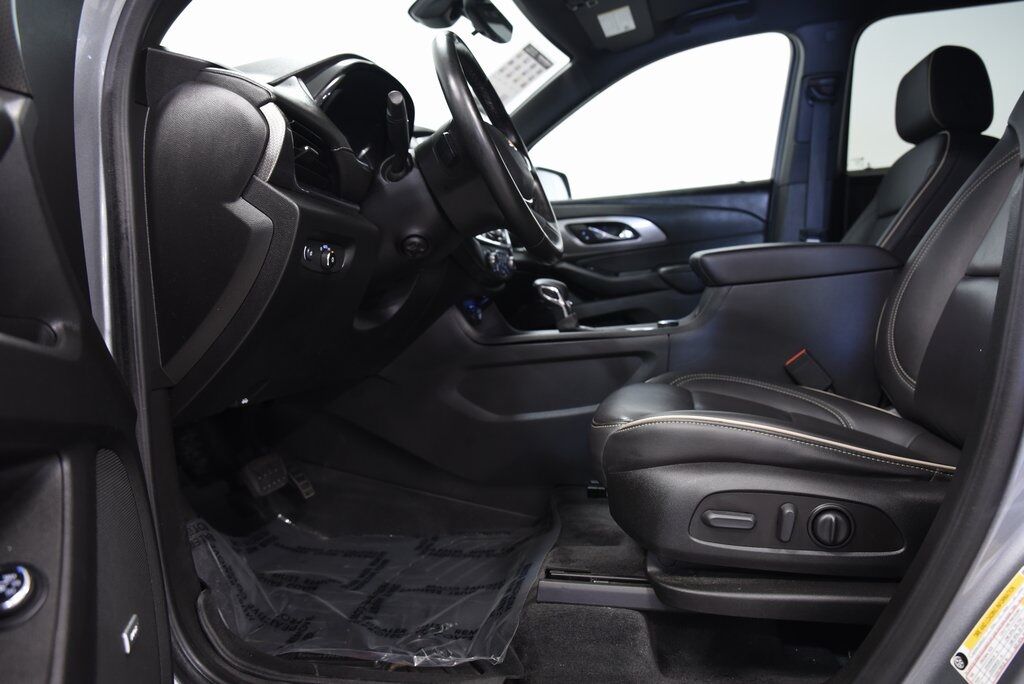 2023 Chevrolet Traverse Premier Akron