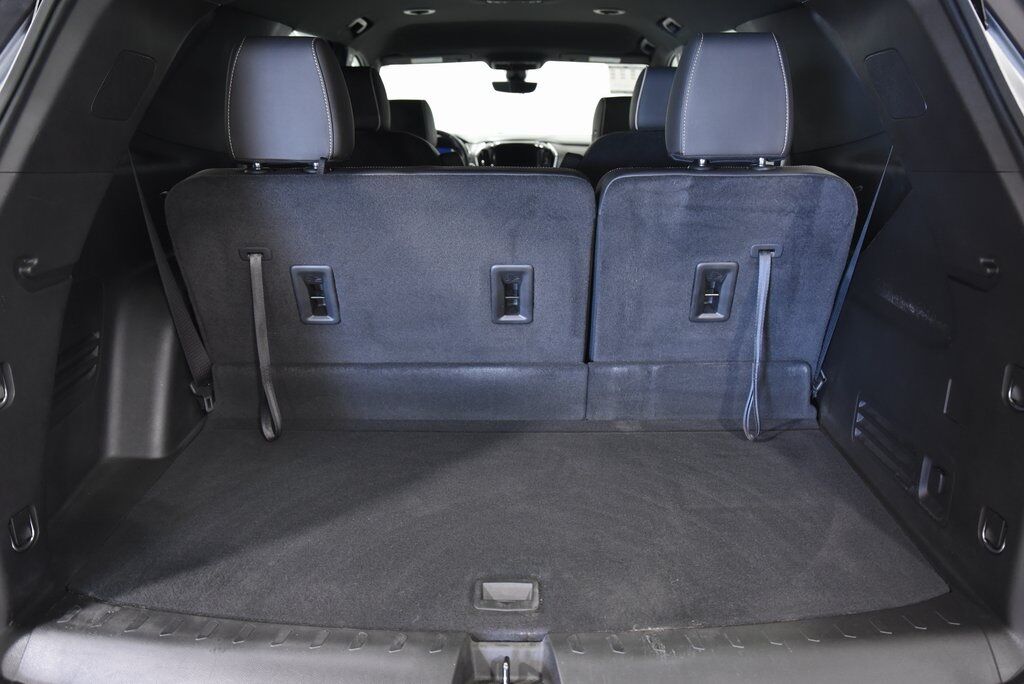 2023 Chevrolet Traverse Premier Akron