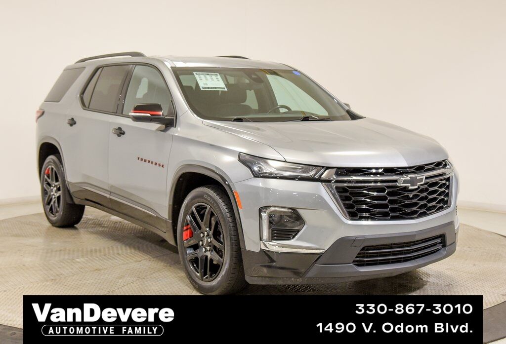Used 2023 Chevrolet Traverse Premier AWD