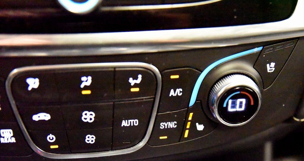 2023 Chevrolet Traverse Premier Akron