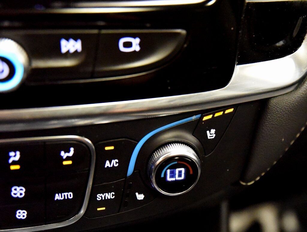 2023 Chevrolet Traverse Premier Akron