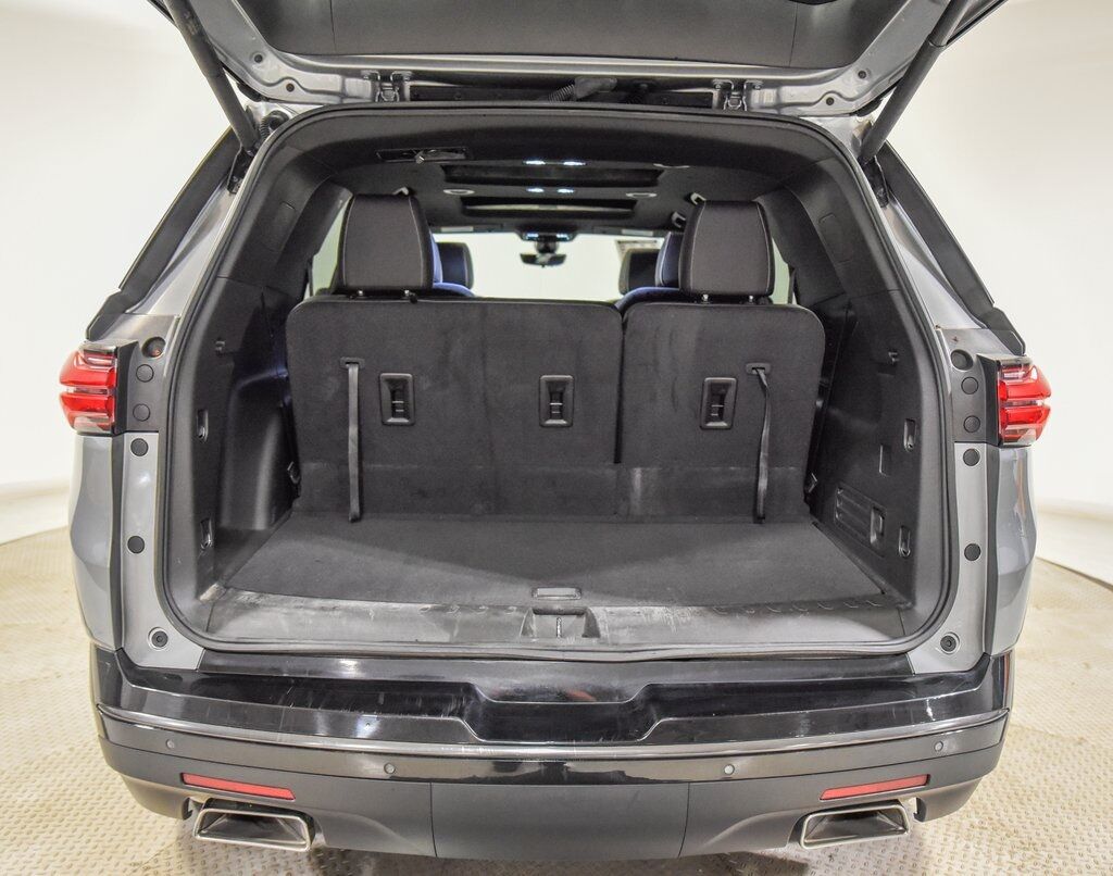 2023 Chevrolet Traverse Premier Akron