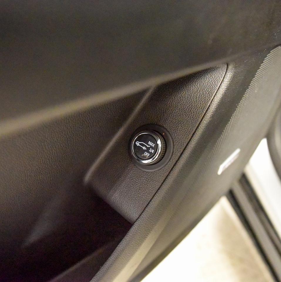 2023 Chevrolet Traverse Premier Akron