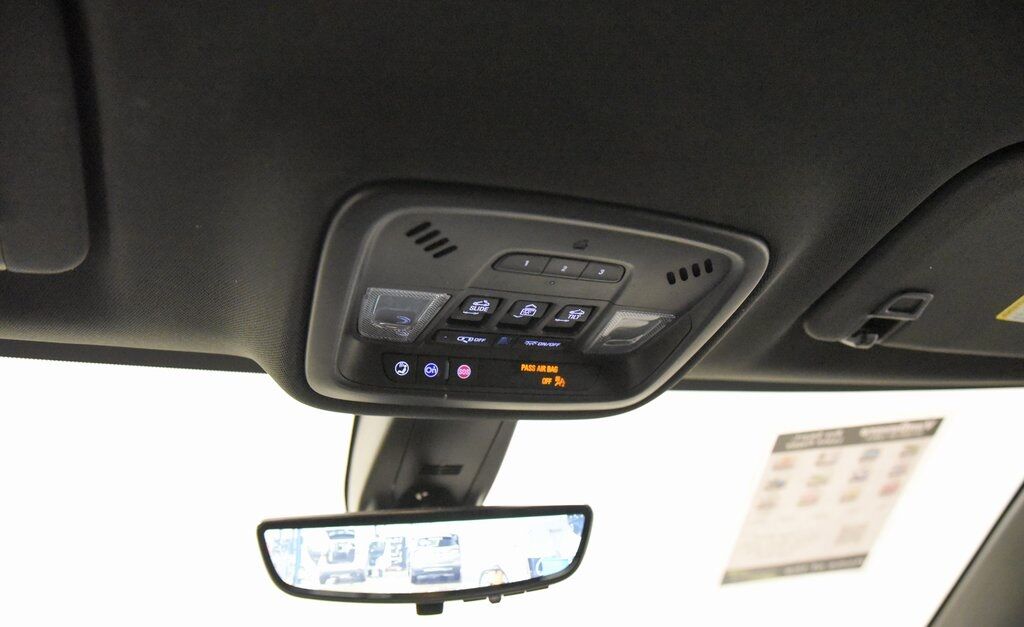 2023 Chevrolet Traverse Premier Akron