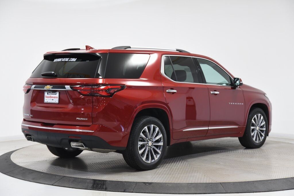 2023 Chevrolet Traverse Premier Akron