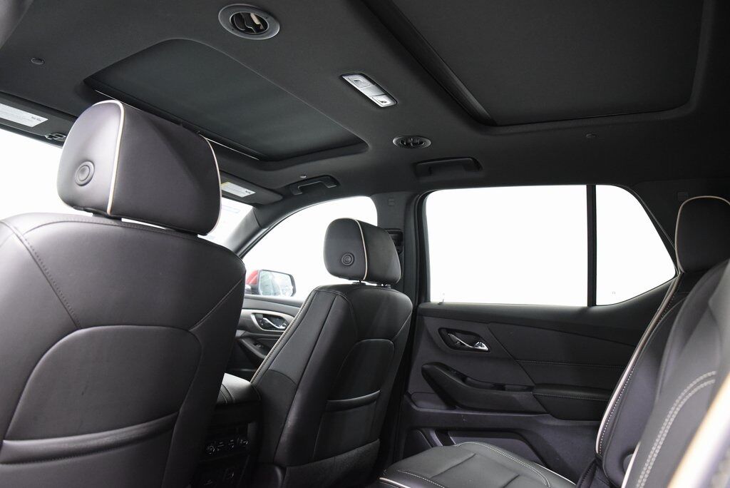 2023 Chevrolet Traverse Premier Akron