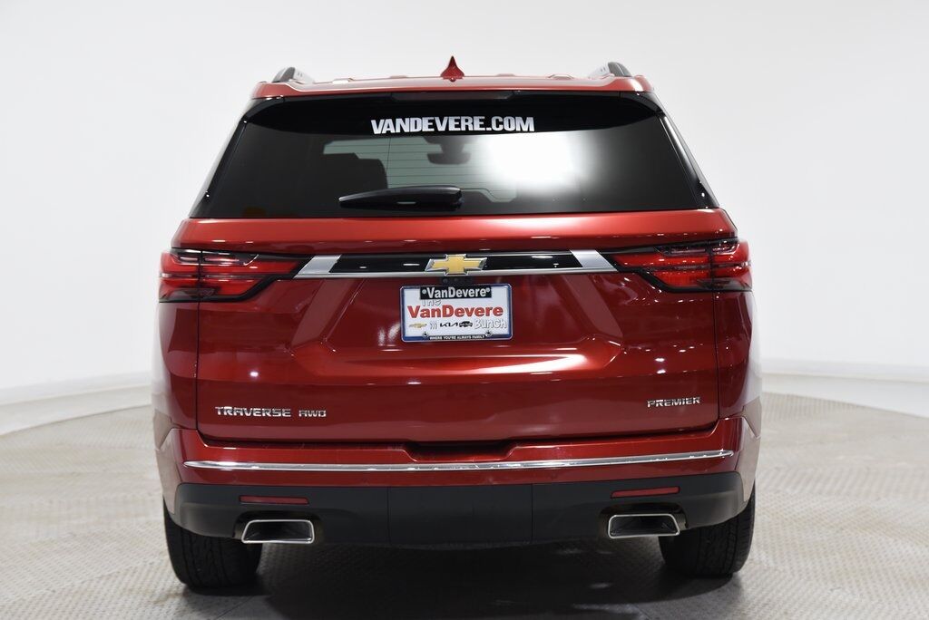 2023 Chevrolet Traverse Premier Akron