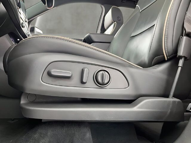 2023 Chevrolet Traverse Premier Carrollton TX