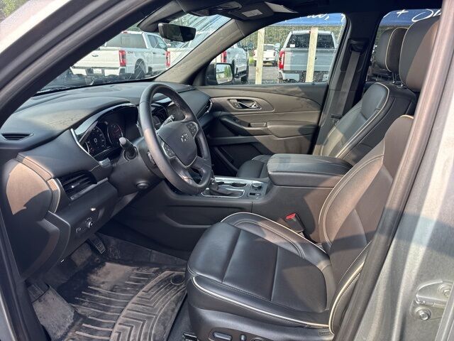 2023 Chevrolet Traverse Premier Pine River MN