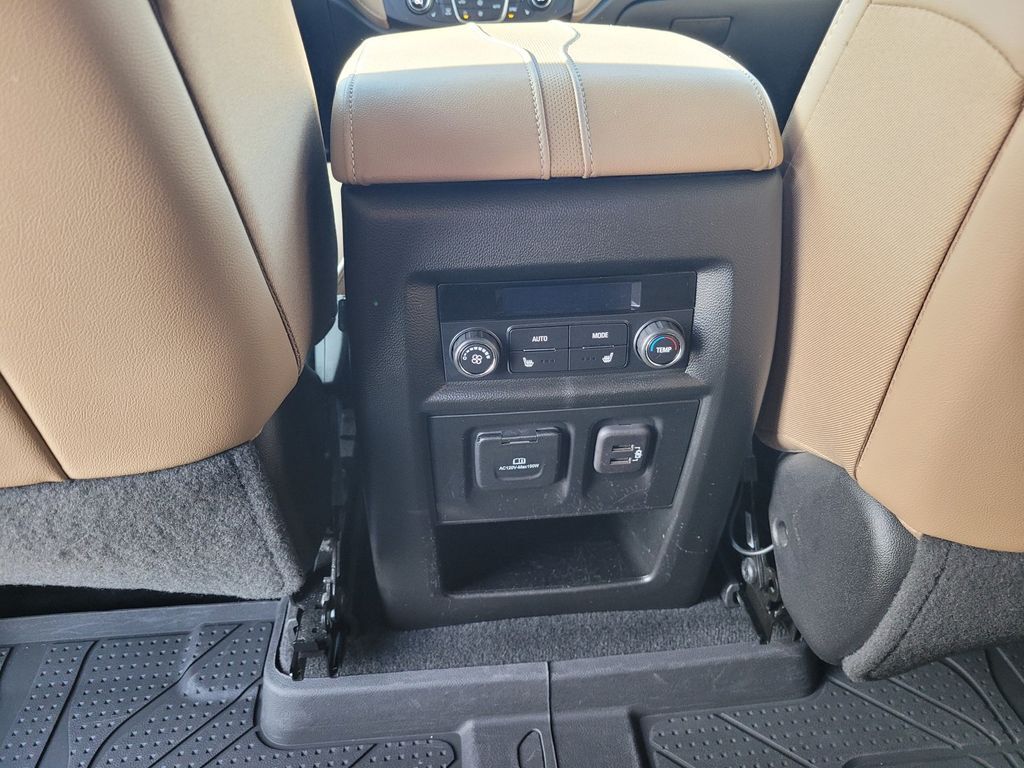 2023 Chevrolet Traverse Premier Roseville CA