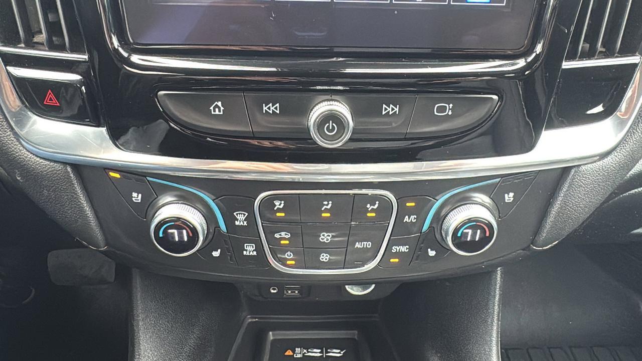 2023 Chevrolet Traverse Premier  Selma TX