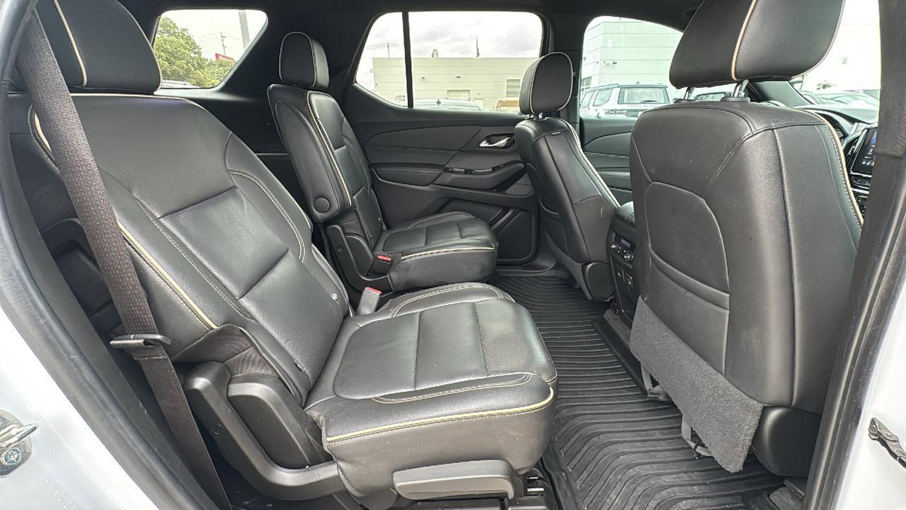 2023 Chevrolet Traverse Premier  Selma TX