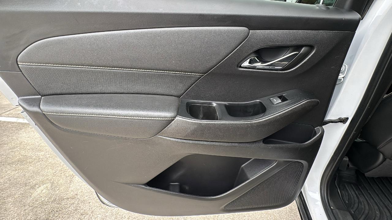 2023 Chevrolet Traverse Premier  Selma TX