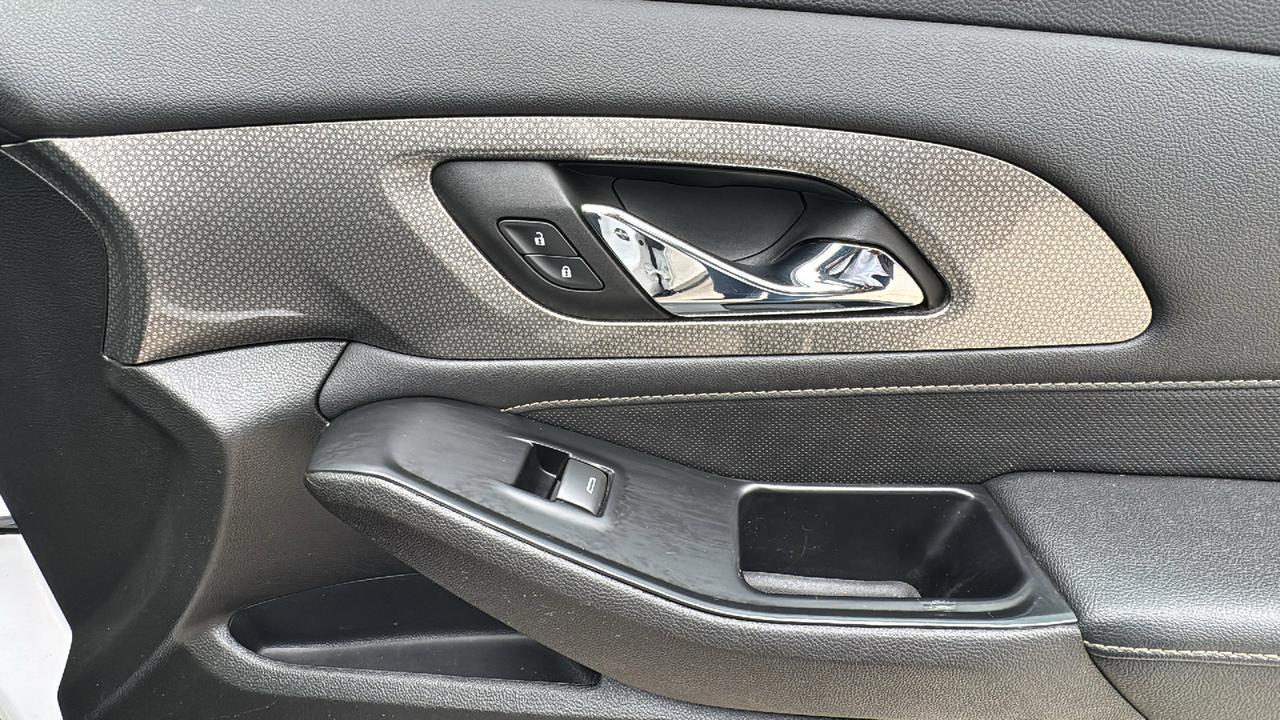 2023 Chevrolet Traverse Premier  Selma TX