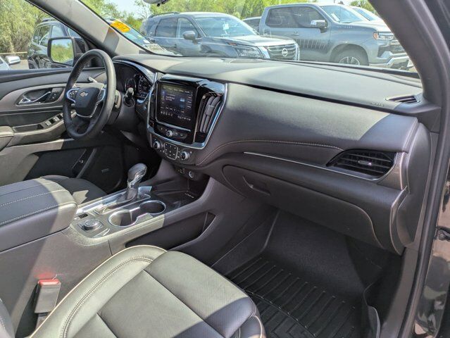 2023 Chevrolet Traverse Premier Castroville TX