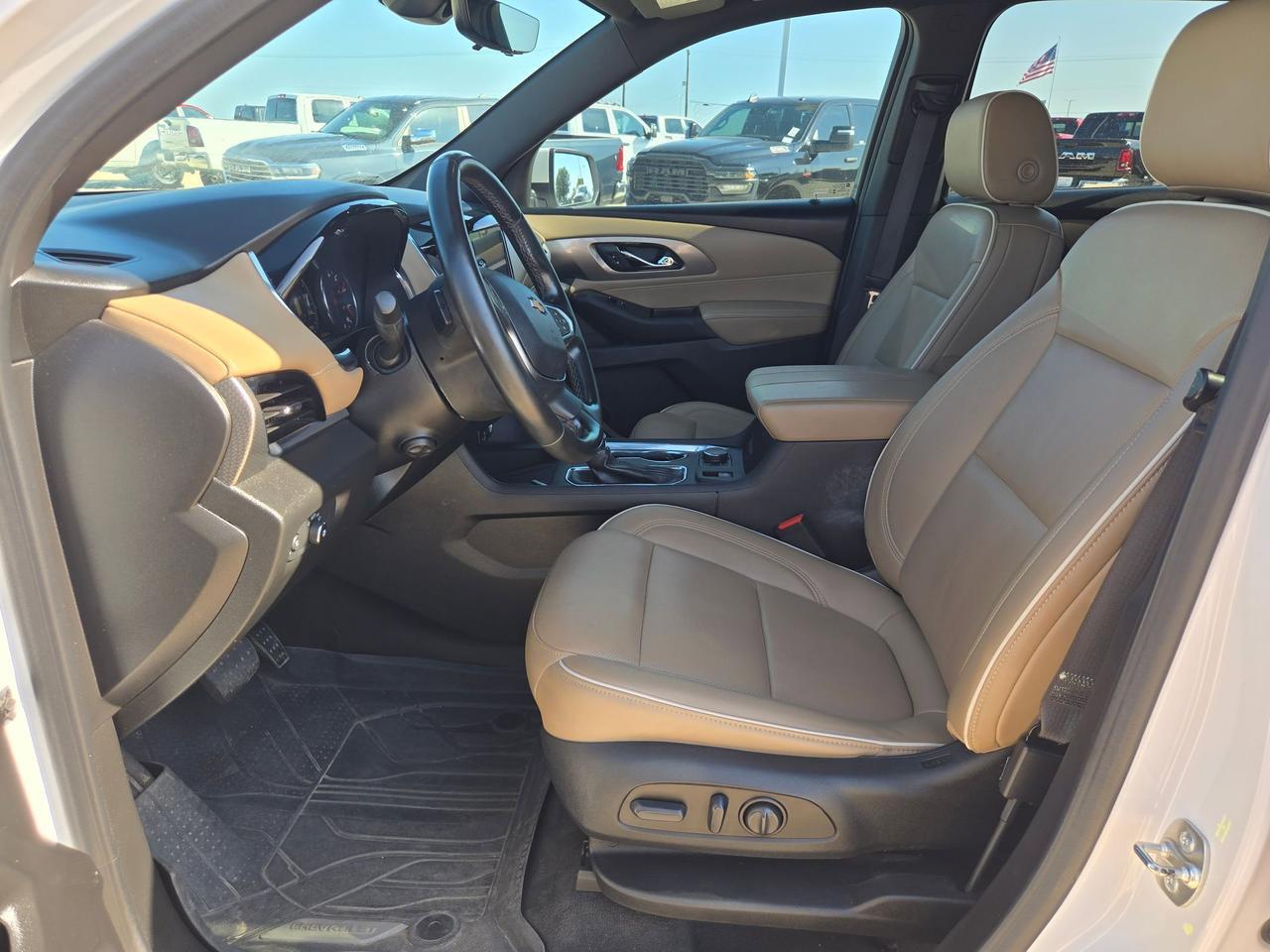 2023 Chevrolet Traverse Premier Castroville TX