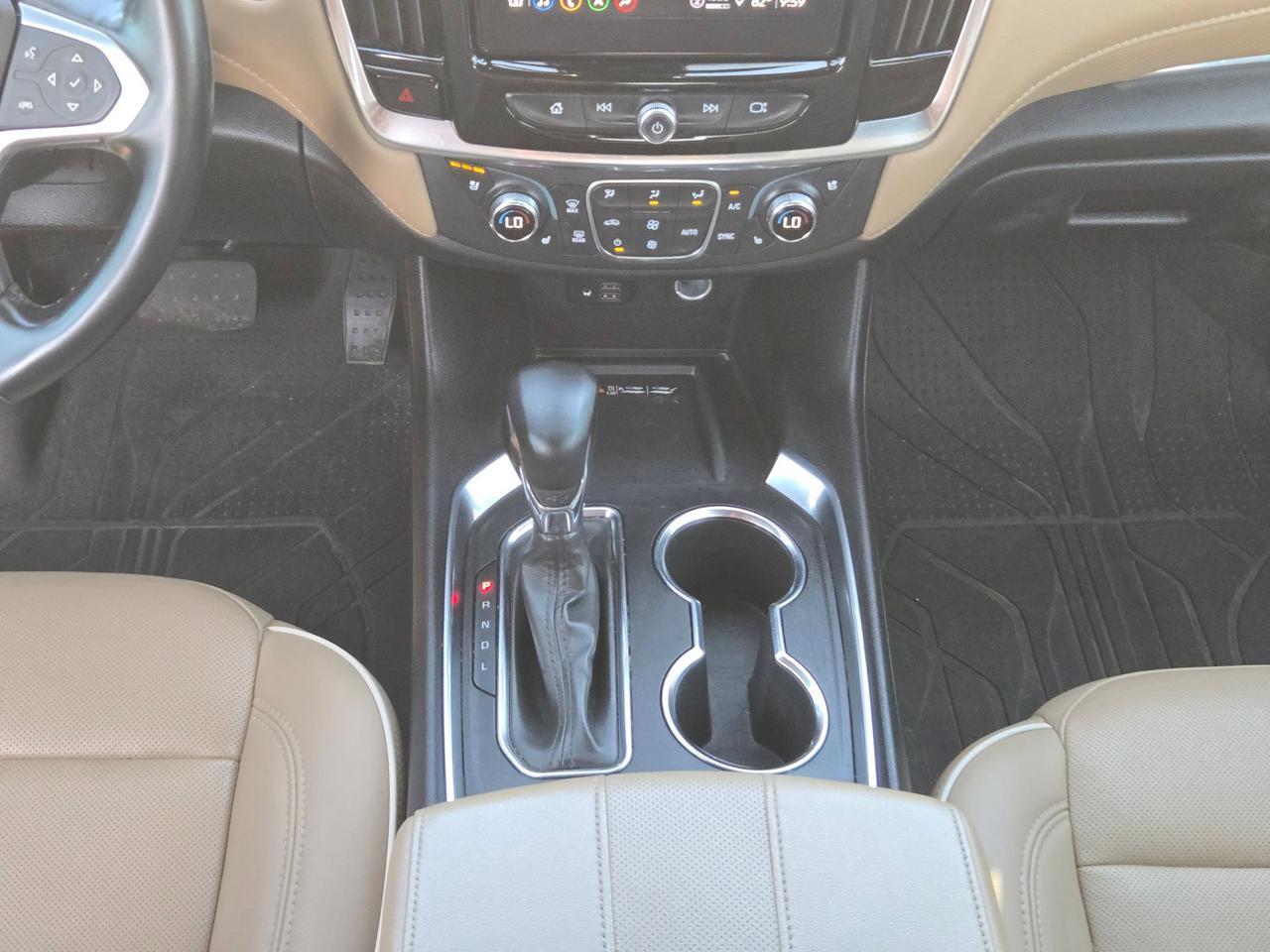 2023 Chevrolet Traverse Premier Castroville TX