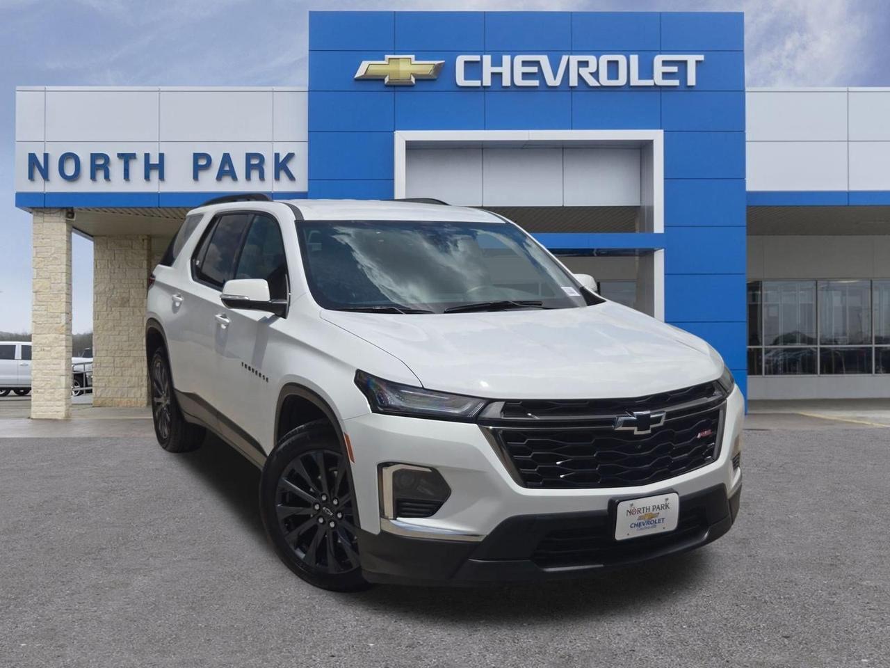 2023 Chevrolet Traverse RS