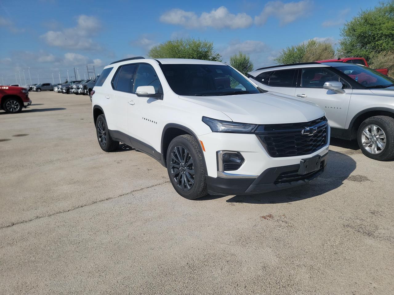 2023 Chevrolet Traverse RS