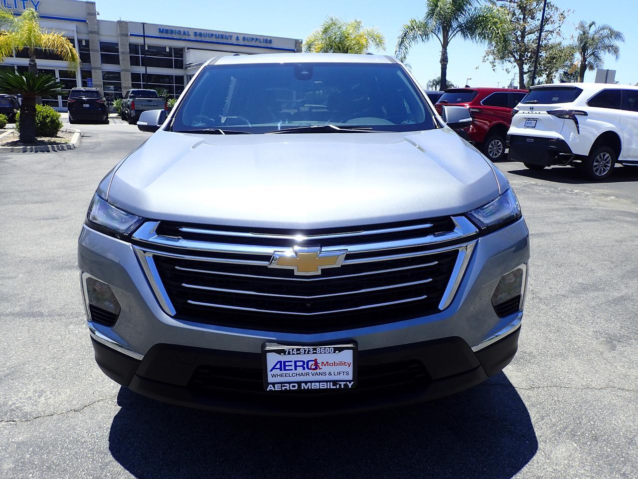 2023 Chevy Traverse LT