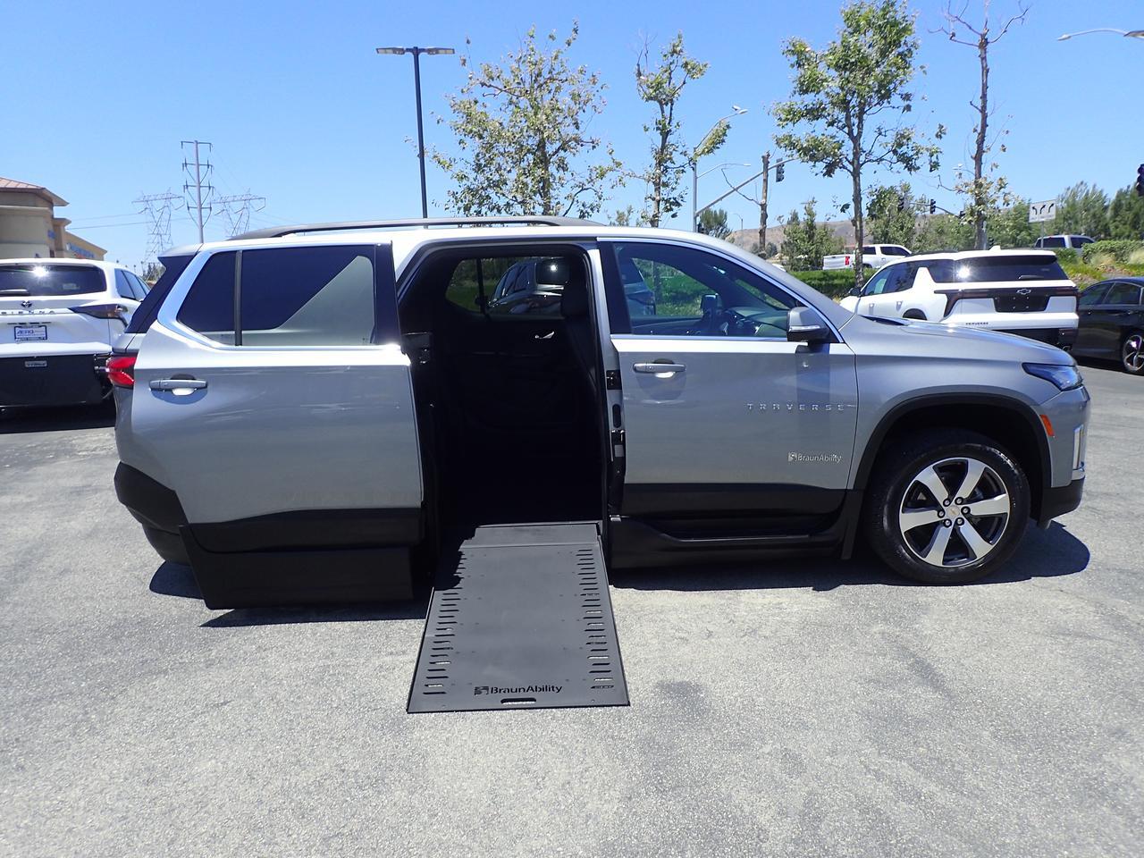 2023 Chevy Traverse LT Anaheim CA