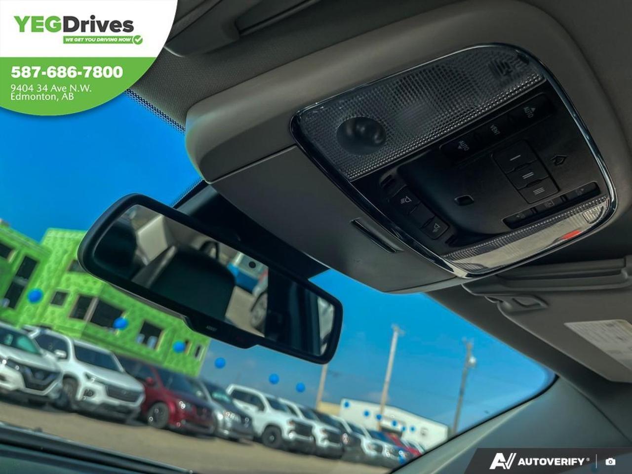 2023 Chrysler 300 300 Touring L Edmonton AB