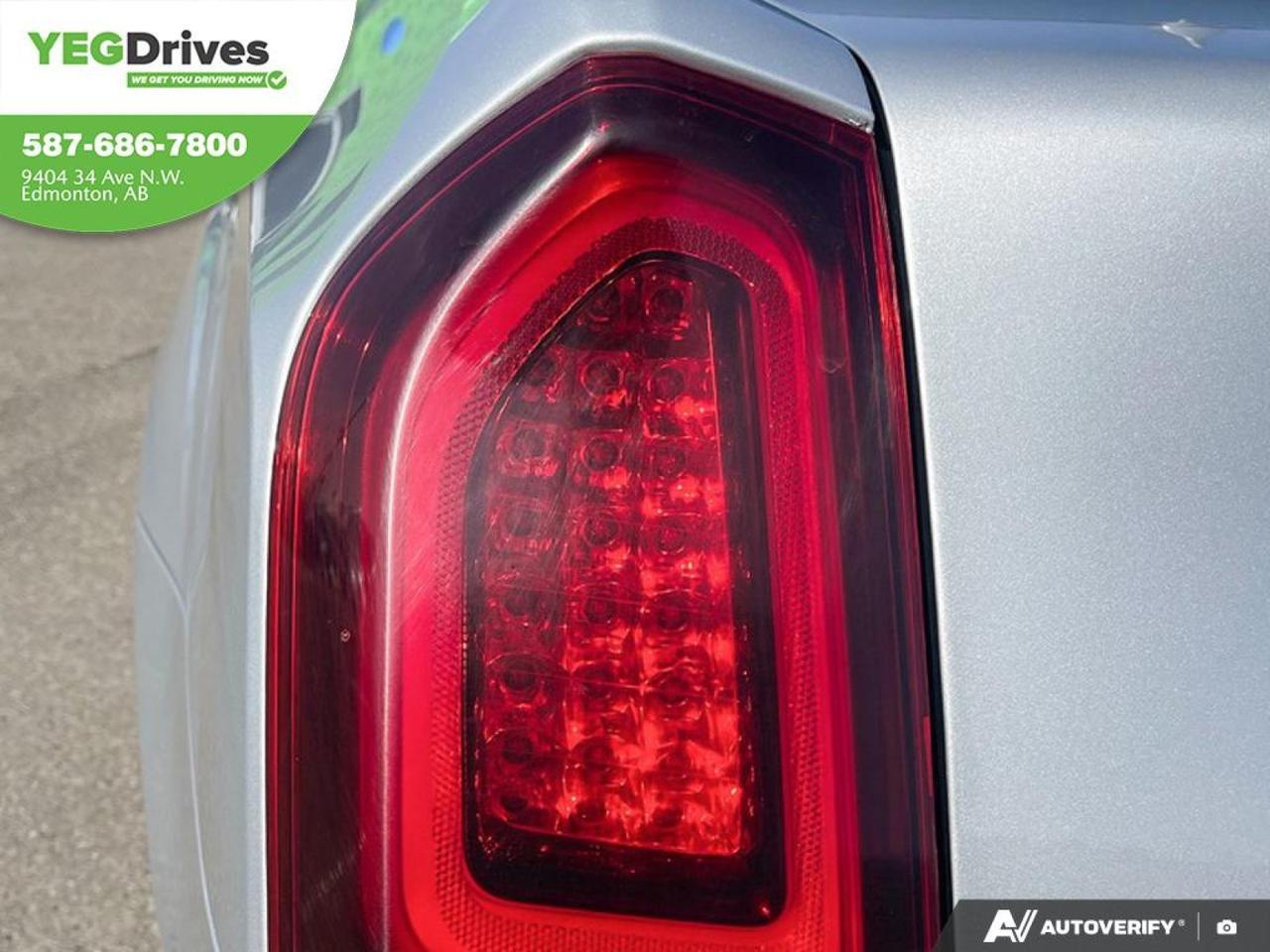 2023 Chrysler 300 300 Touring L Edmonton AB