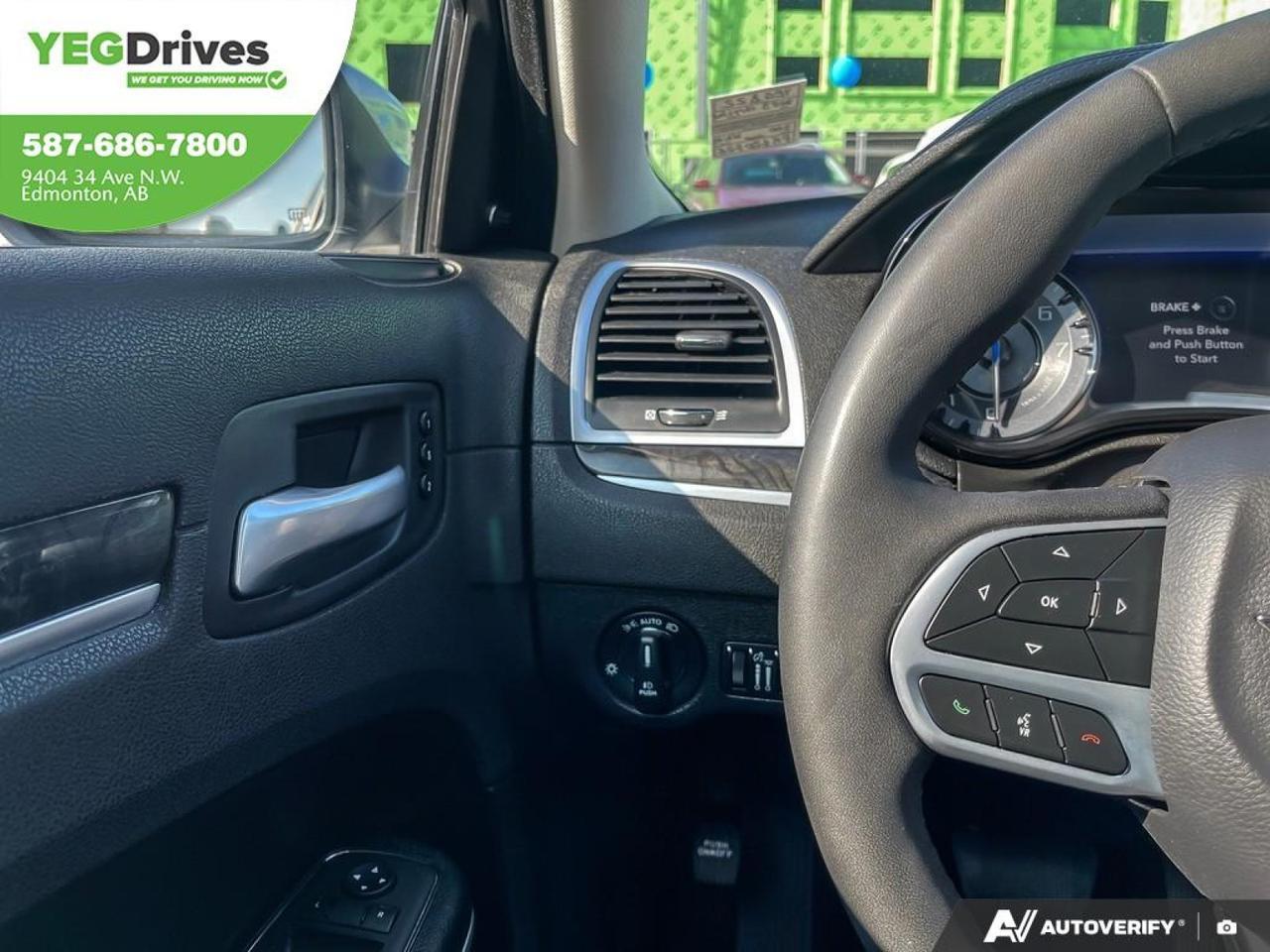 2023 Chrysler 300 300 Touring L Edmonton AB