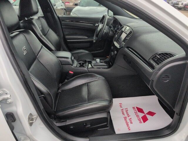 2023 Chrysler 300 300S Grande Prairie AB