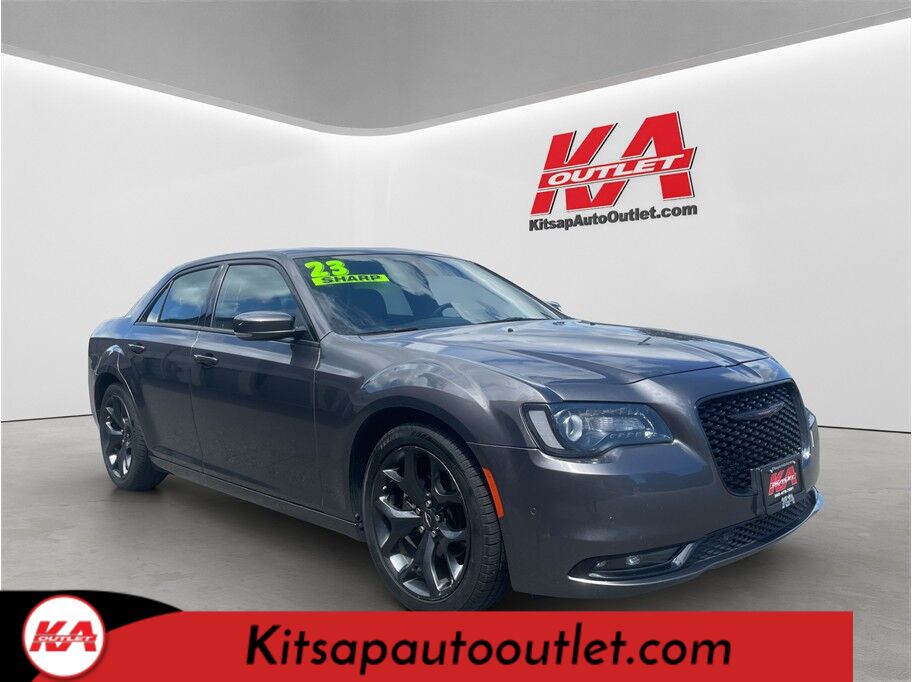 2023 Chrysler 300 300S V6 Sedan 4D