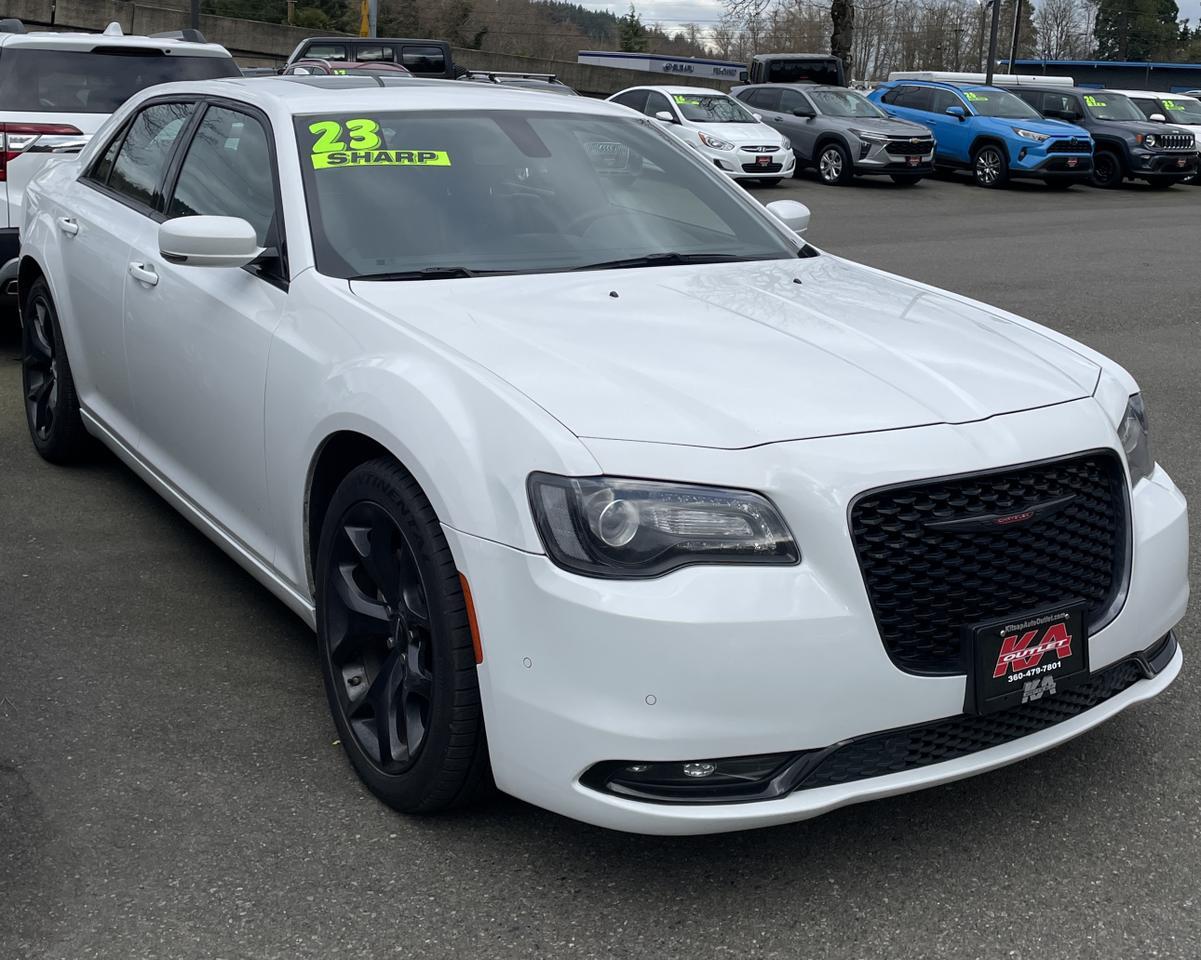 2023 Chrysler 300 300S V6 Sedan 4D