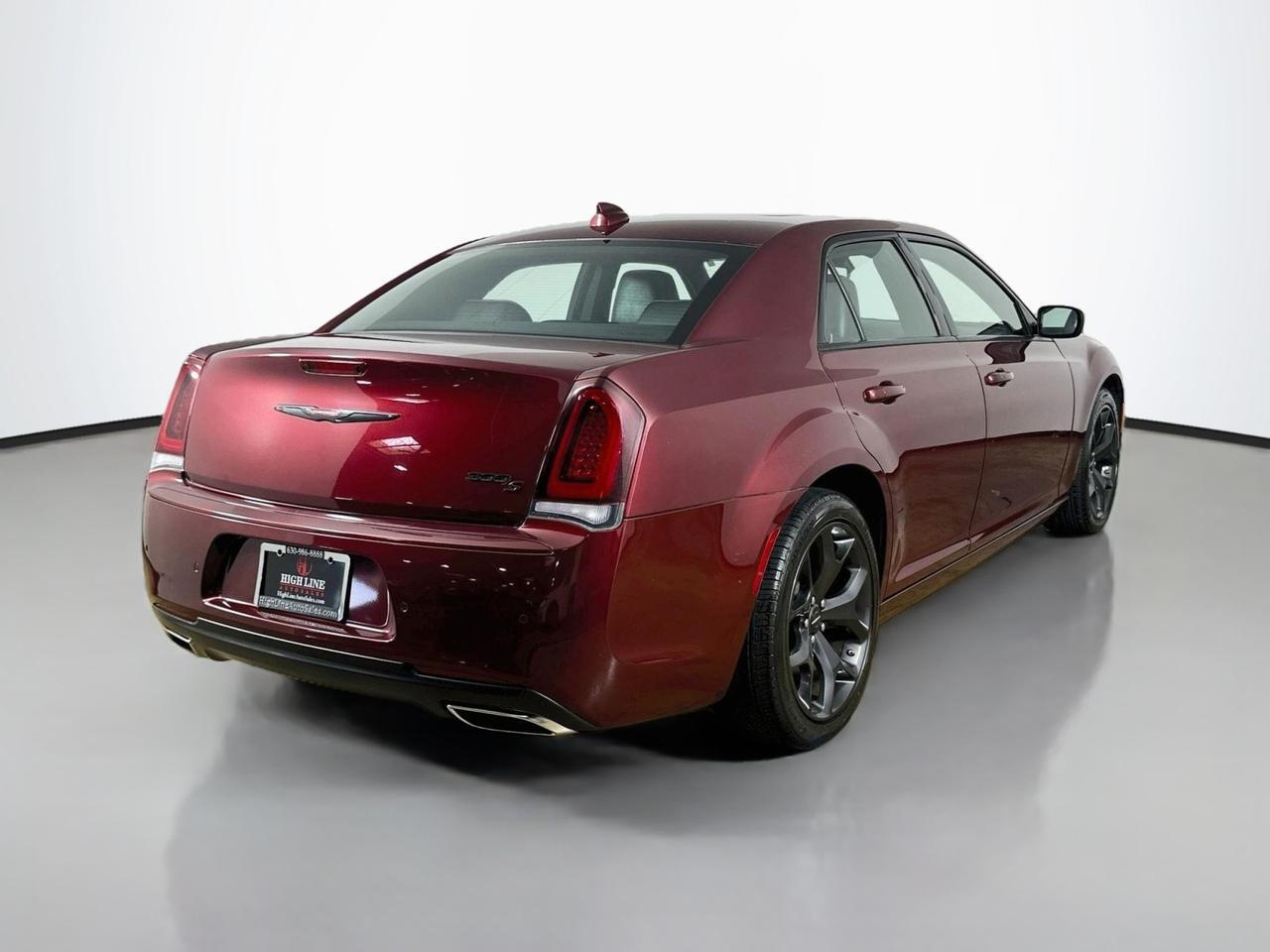 2023 Chrysler 300 300S Willowbrook IL