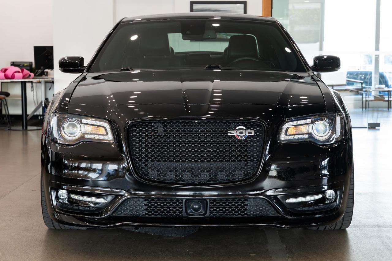 2023 Chrysler 300 C